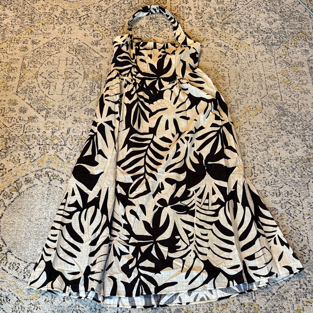 Tropical Black and Cream Halter Dress
